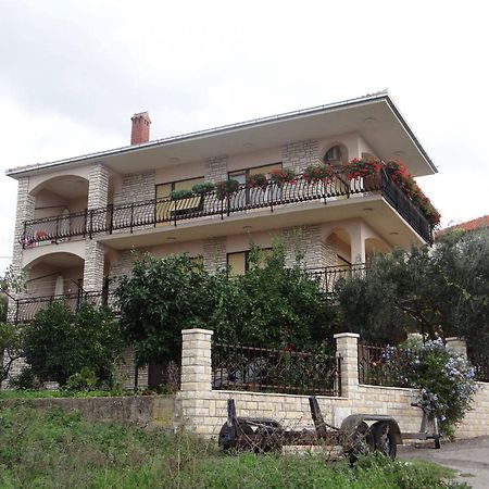 Apartment Bareta Трогир Экстерьер фото